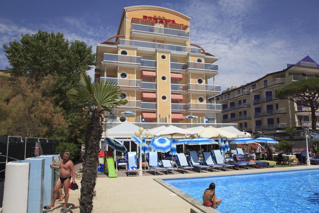 Hotel Panama Lido di Jesolo Bagian luar foto
