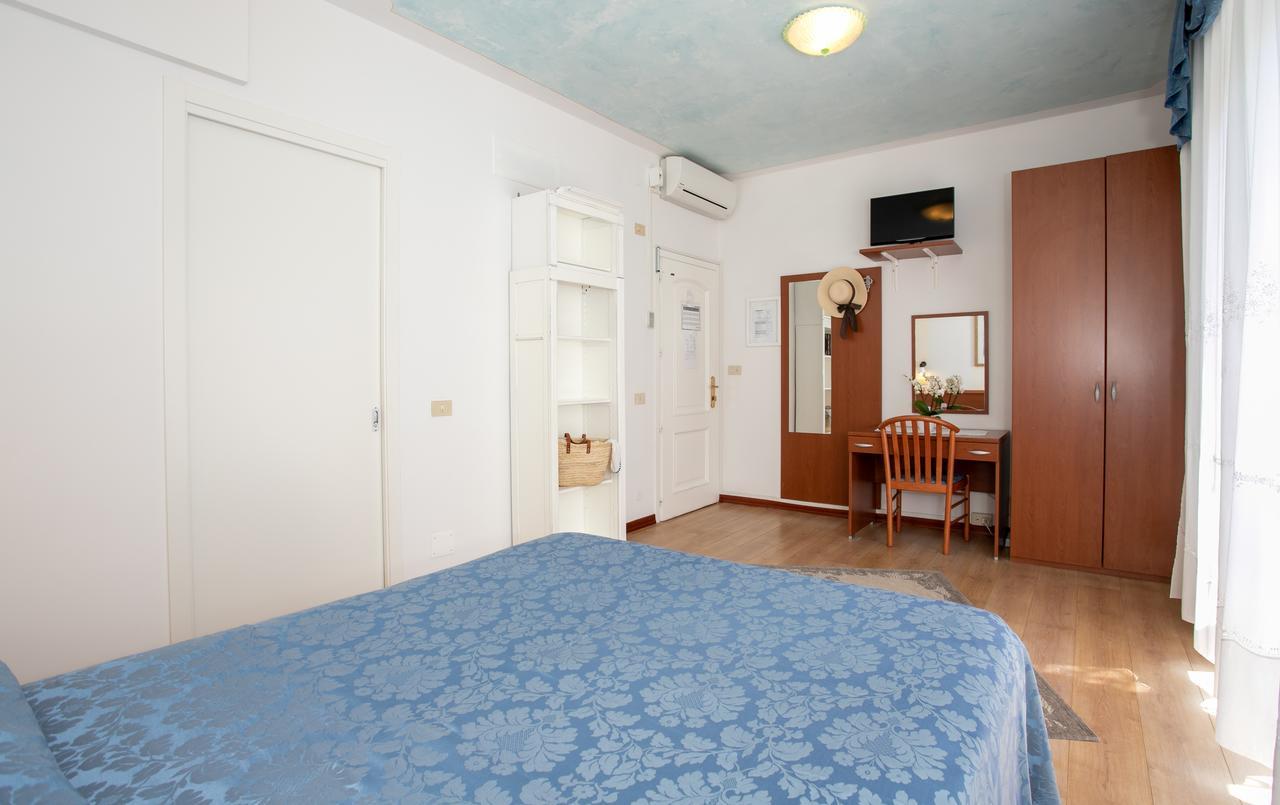Hotel Panama Lido di Jesolo Bagian luar foto