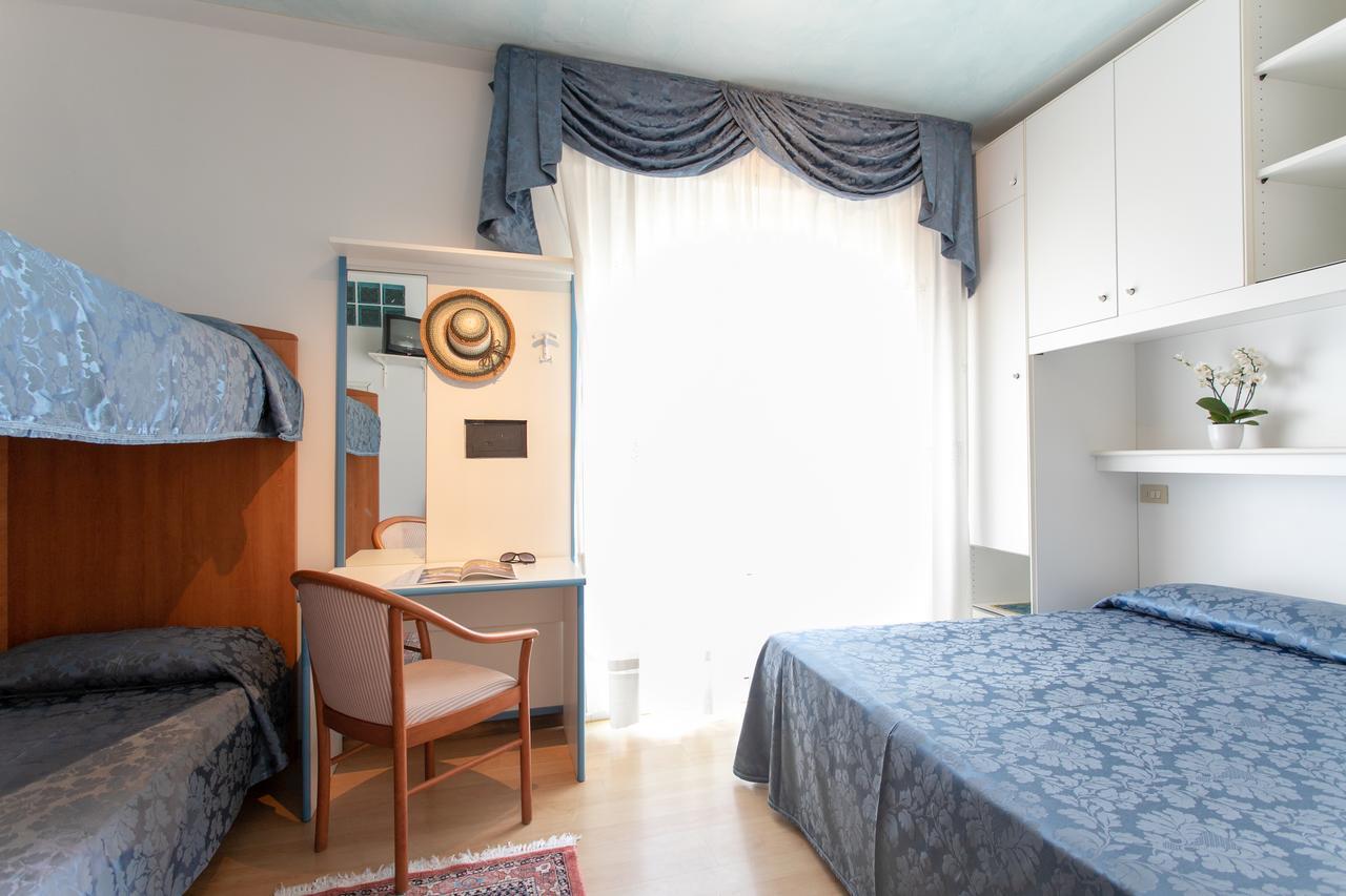 Hotel Panama Lido di Jesolo Bagian luar foto