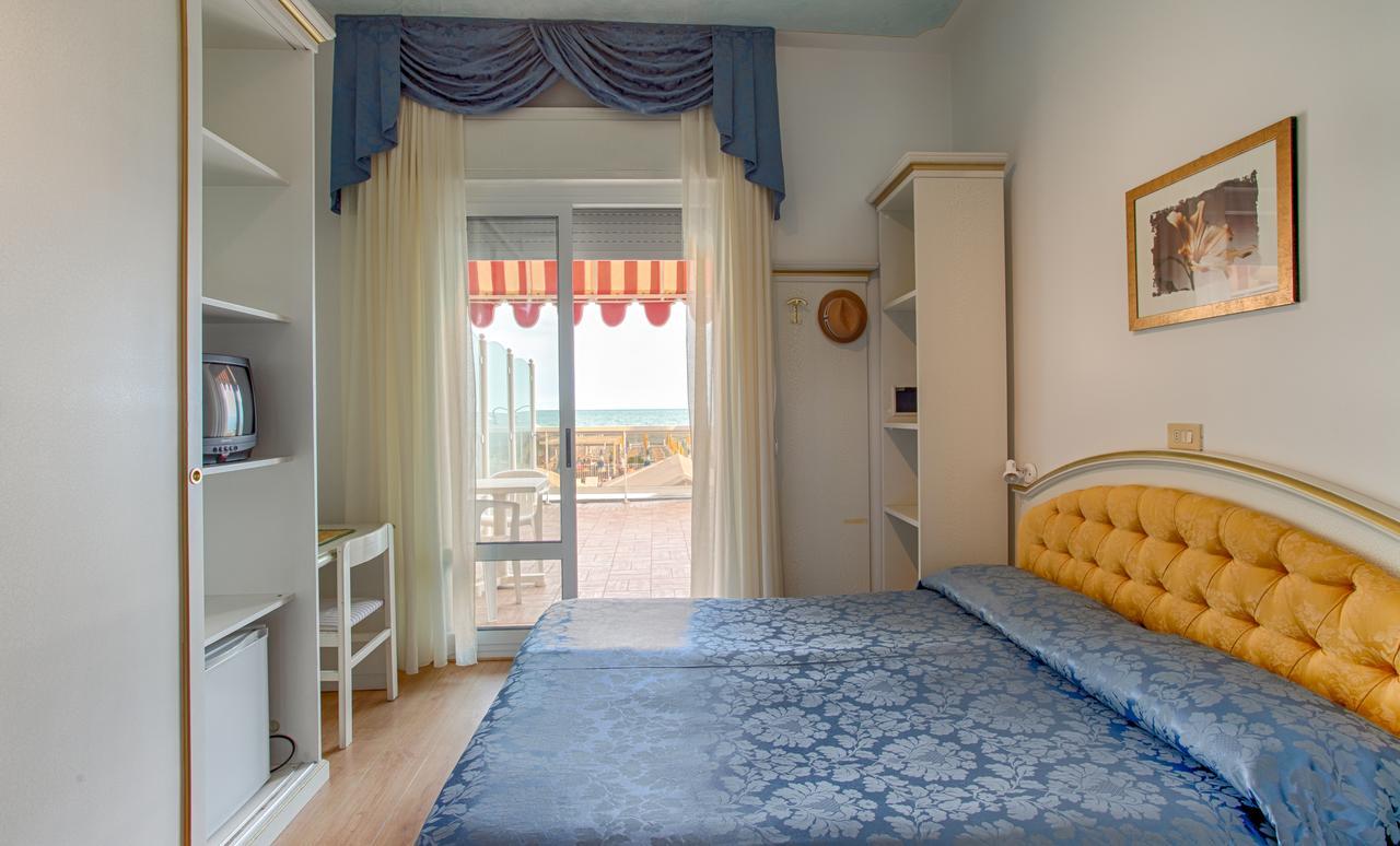 Hotel Panama Lido di Jesolo Bagian luar foto