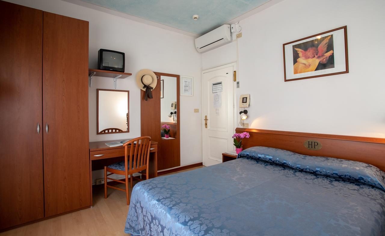 Hotel Panama Lido di Jesolo Bagian luar foto